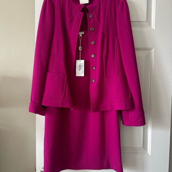 NWT ARMANI COLLEZIONE DRESS W JACKET size 8, Magenta - Picture 12 of 16